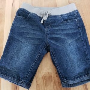 Justice stretchy girls shorts Size 10